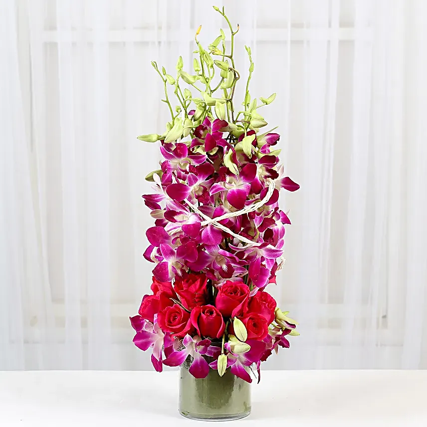 Touch of Romance gifts:Exotic Flower Bouquet