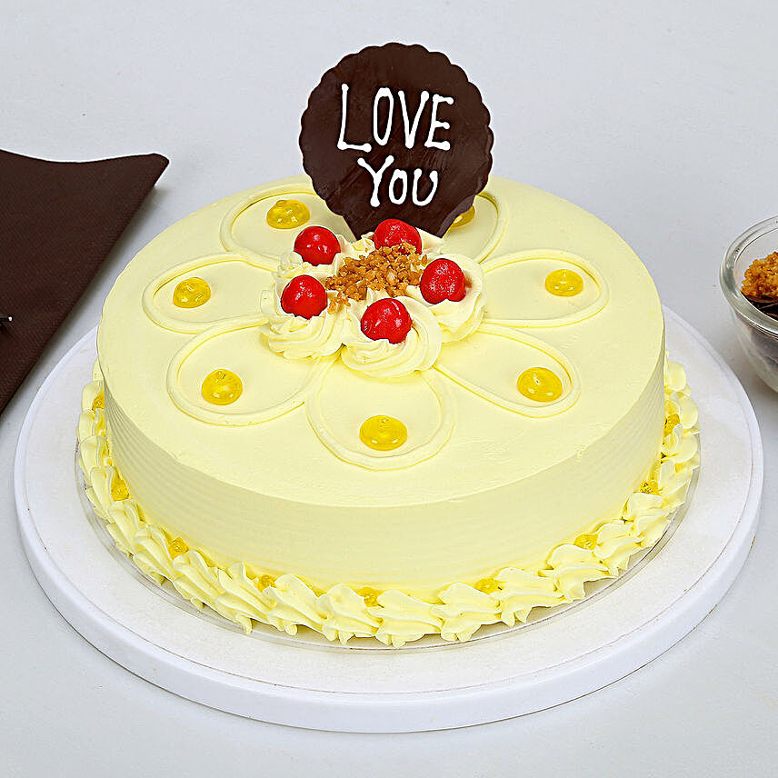 Buttery Cream Cake with love you Topper:Butterscotch Cakes