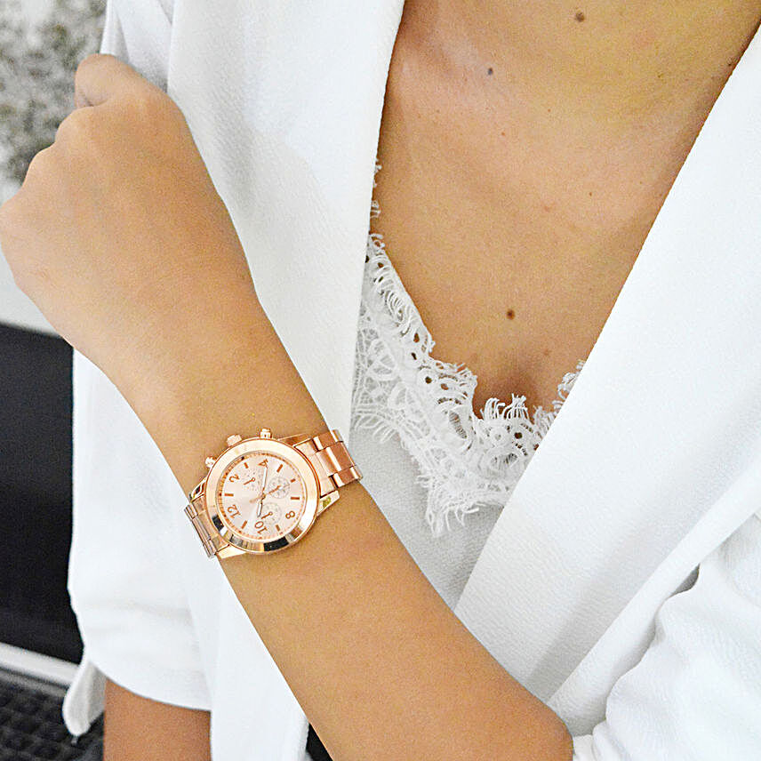 Stylish Rose Gold Watch