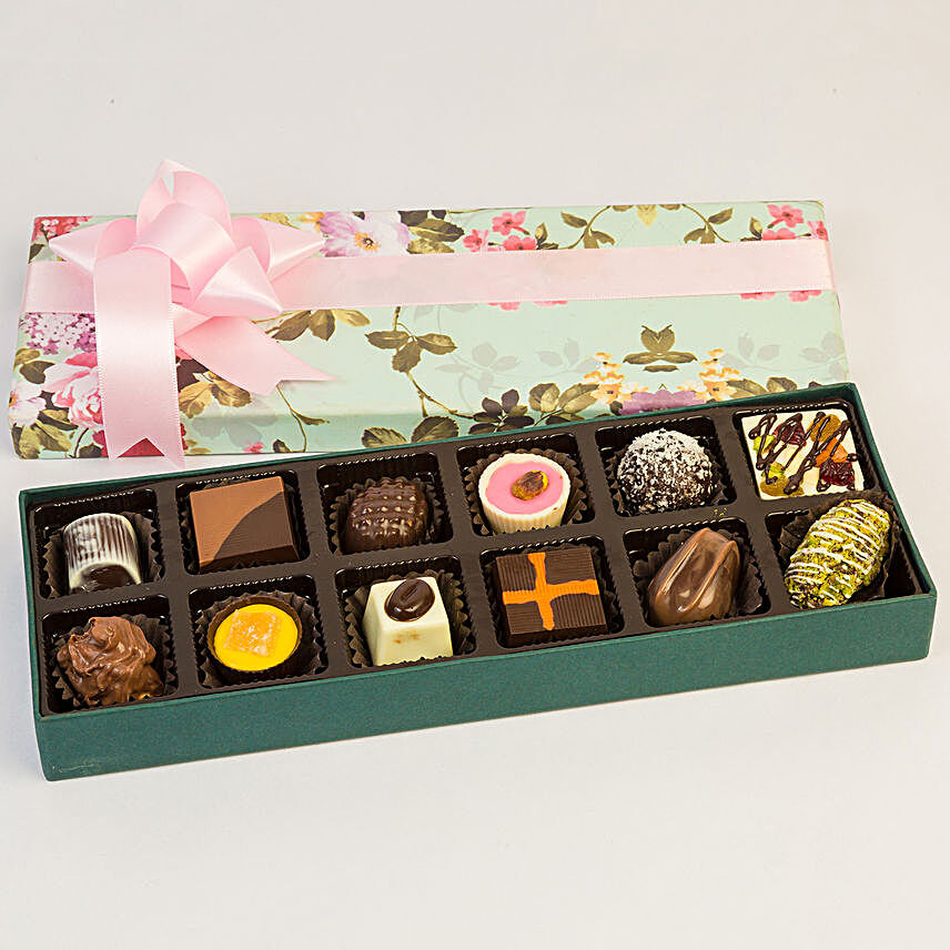 sweet chocolate for mothers day:Handmade Chocolate Box
