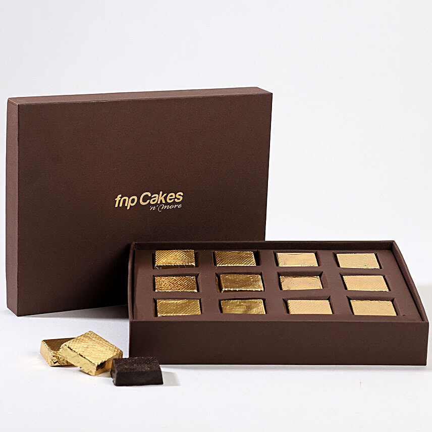 12 Square Chocolates in FNP Signature Box