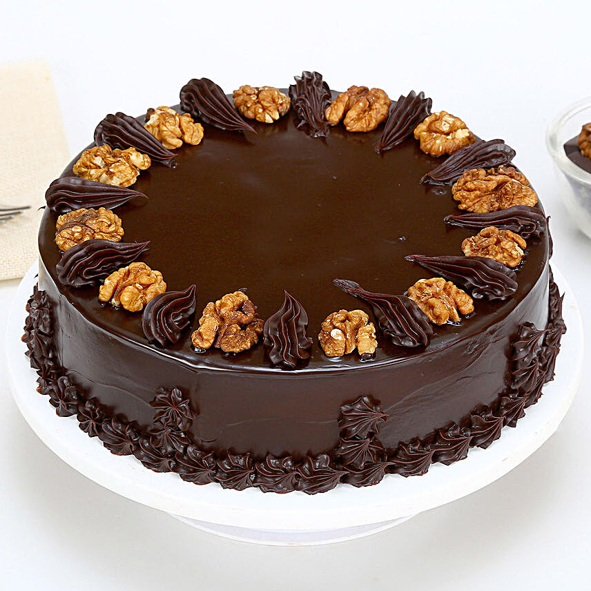Chocolate Walnut Cake Half kg:Wedding Cakes to Hyderabad