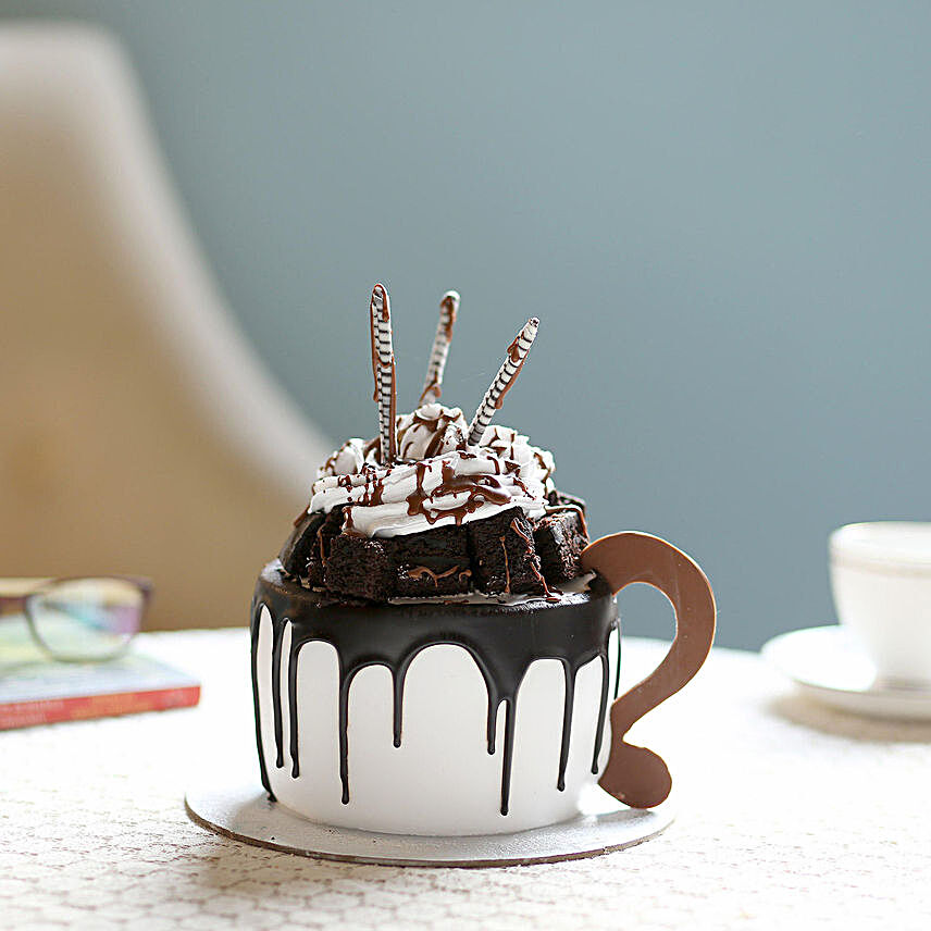 BuySend Frosty Mug Designer Chocolate Cake- 1 Kg Online- Ferns N Petals