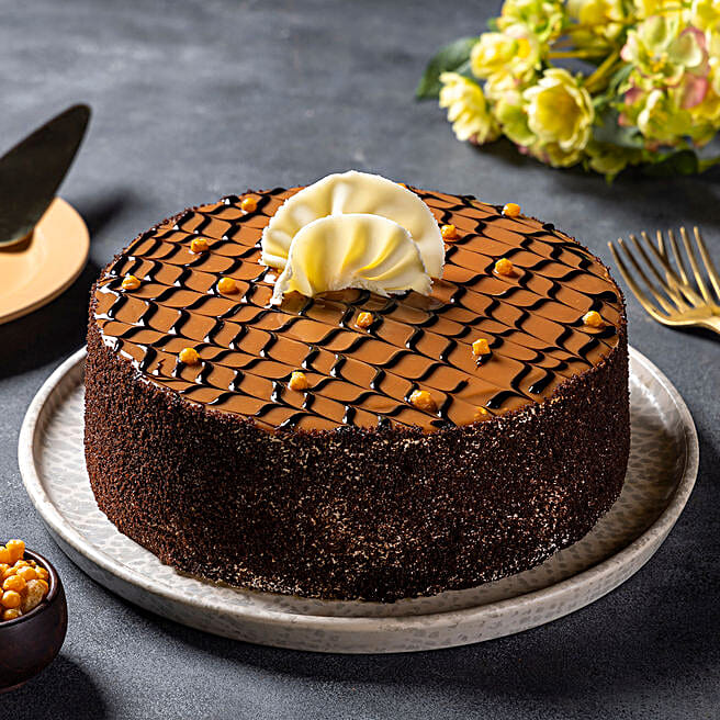 Buy/Send Heavenly Butterscotch Cream Cake Half Kg Online Ferns N Petals