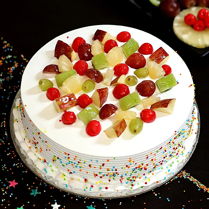 Fresh Fruit Vanilla Cake- Half Kg