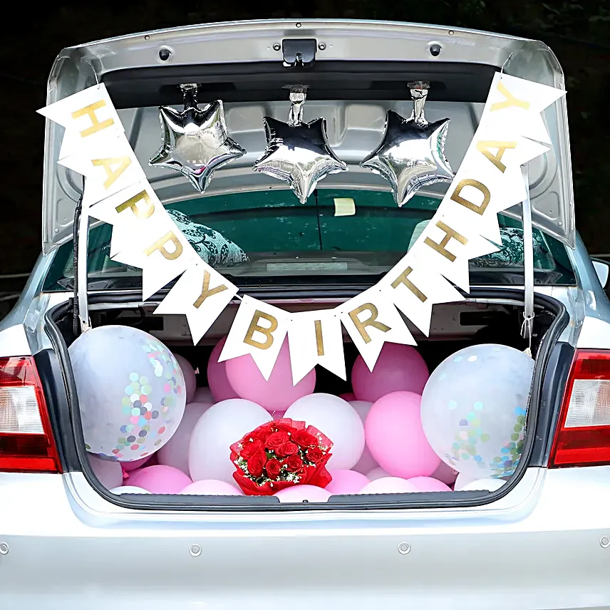 https://www.fnp.com/images/pr/l/v20191127144623/birthday-surprise-car-boot-decor_1.jpg