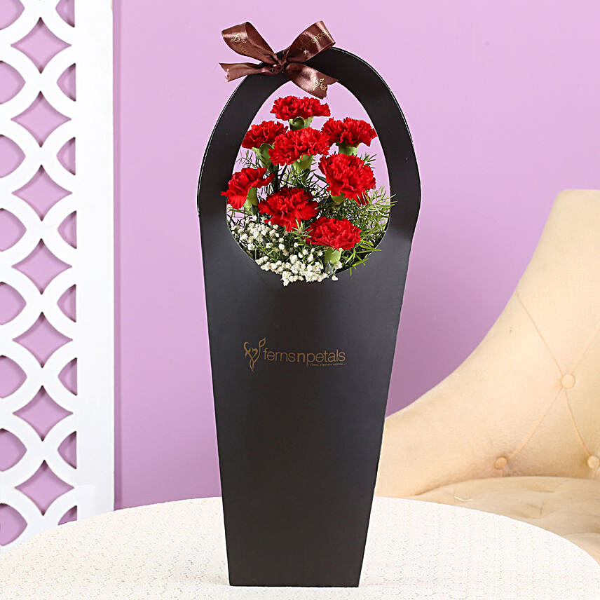 carnation flower in black sleeve bag:Send Flowers In Sleeve