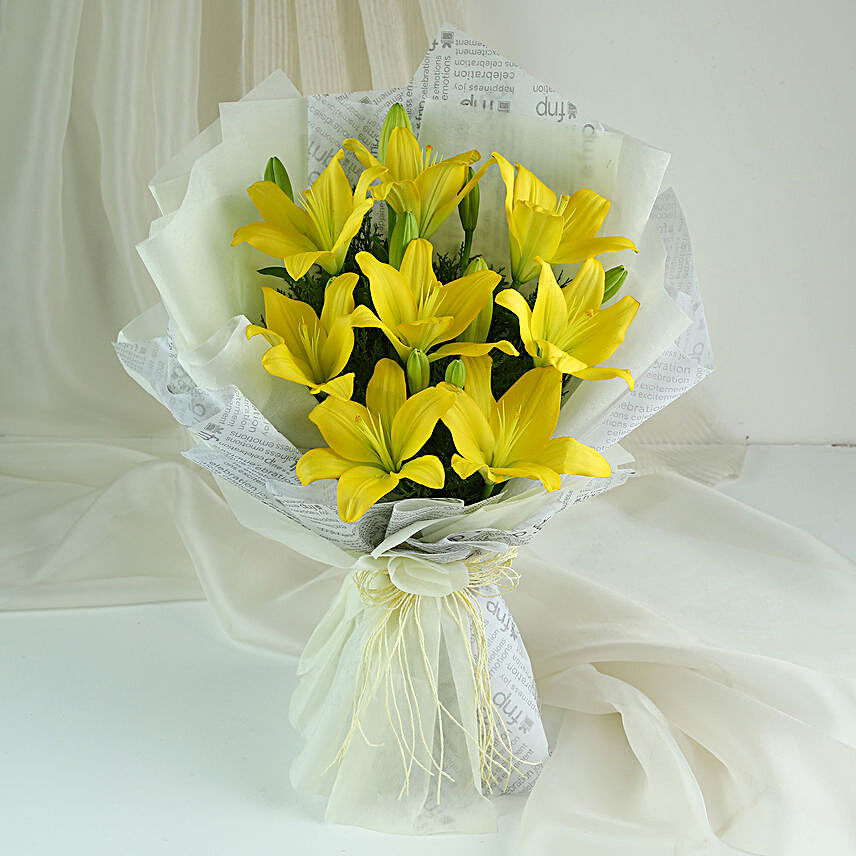 Lovely Lilies Bouquet Online