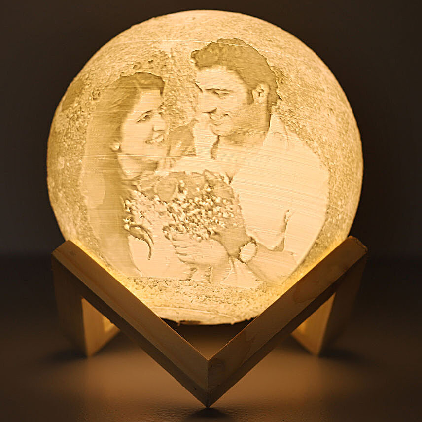 customised moon light lamp online:Send Valentine Gifts to Surat