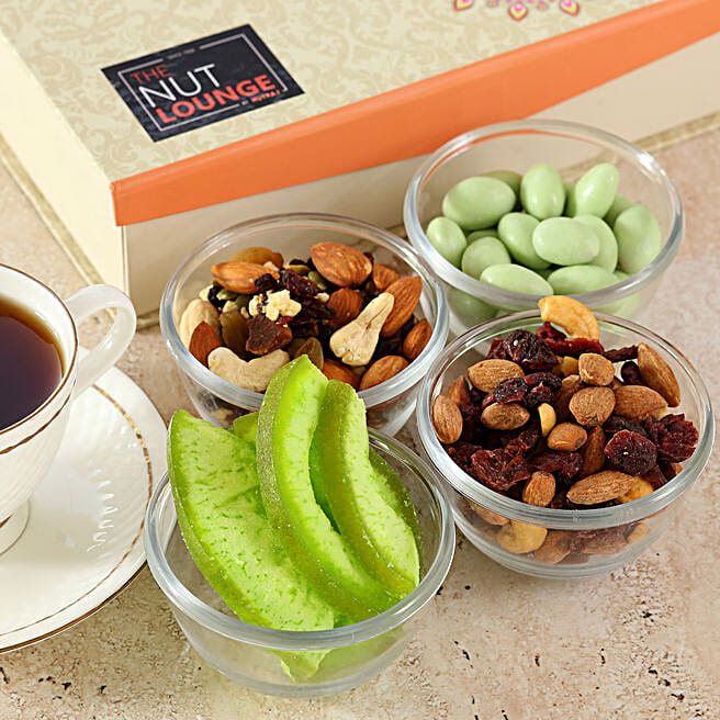 Buy/Send Almond Pista Dry Fruits Combo Online FNP