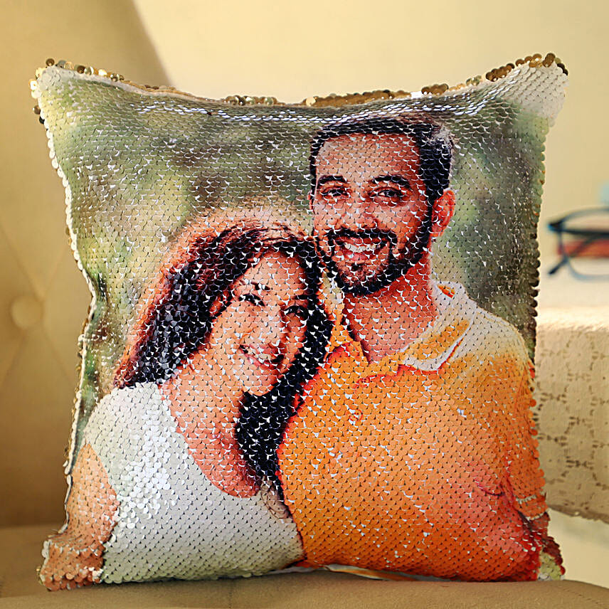 Personalized top sequin cushion
