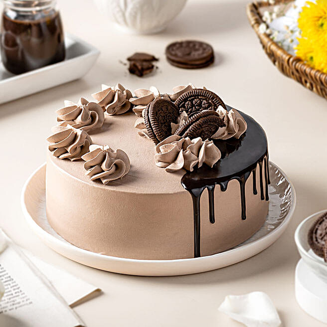Buy/Send Chocolate Caramel Fudge Cake Half Kg Online- Ferns N Petals