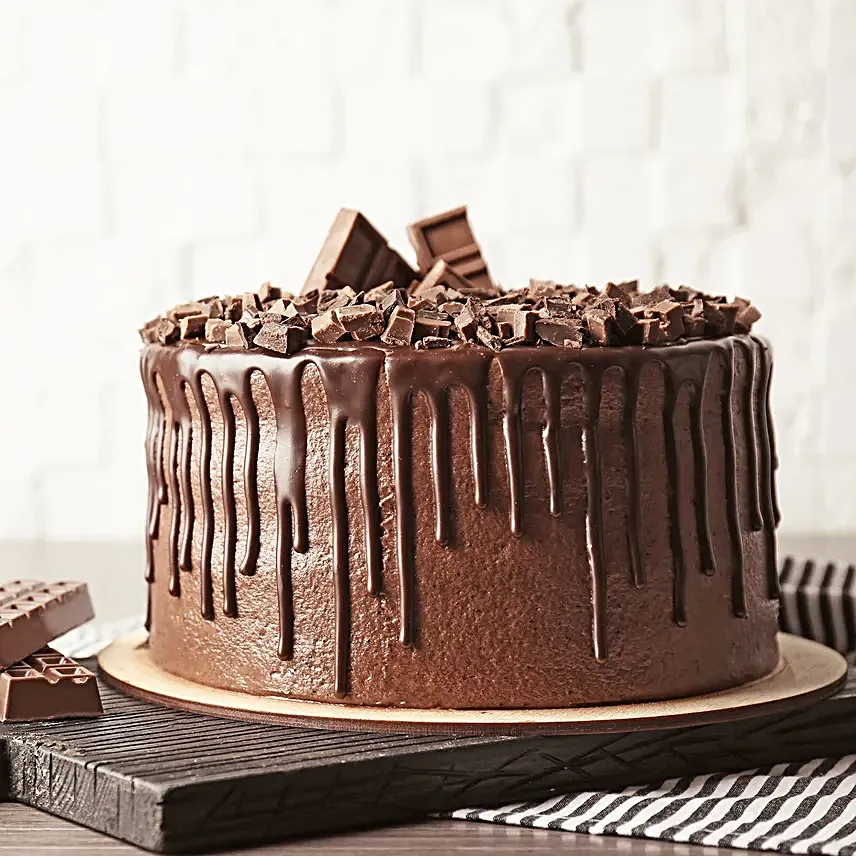 Rich Chocolate Cream Cake Half Kg