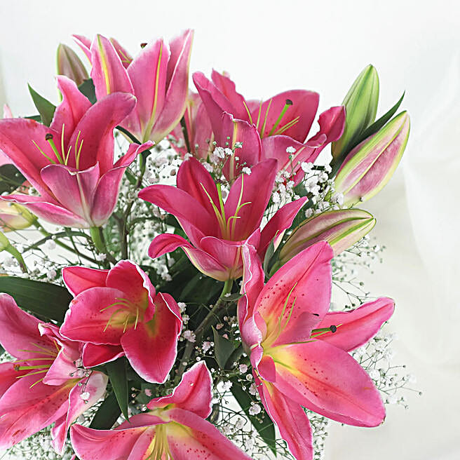 Buy/Send 5 Pink Oriental Lilies in Glass Vase Online Ferns N Petals