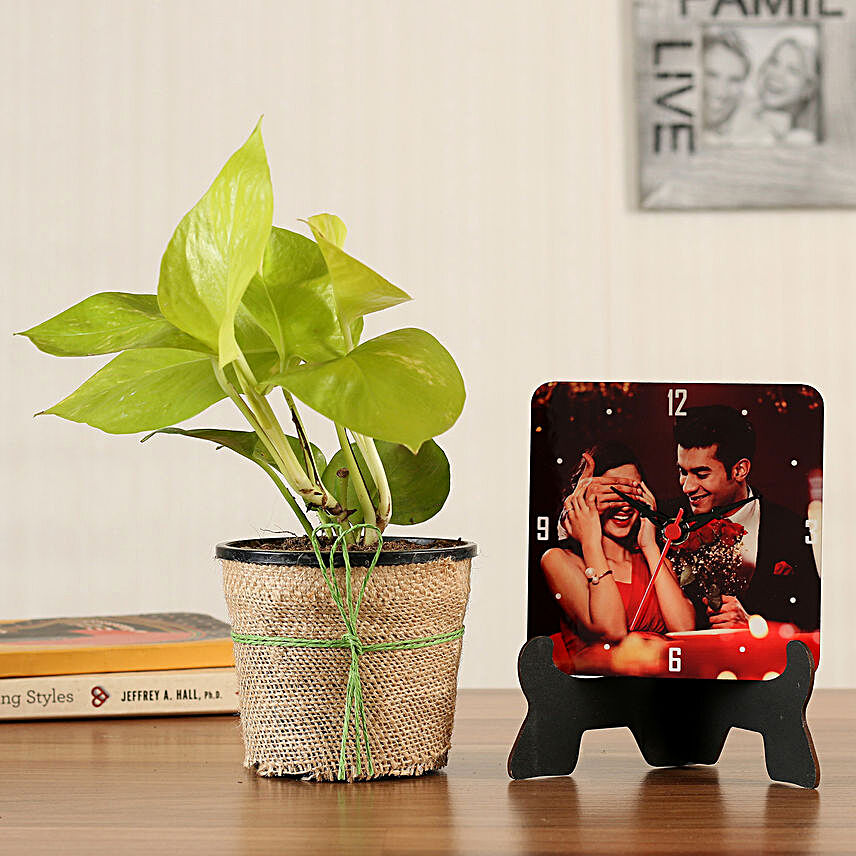 Money Plant & Personalised Table Clock