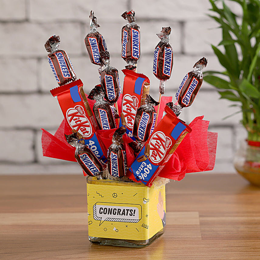 Snickers & KitKat Congrats Vase