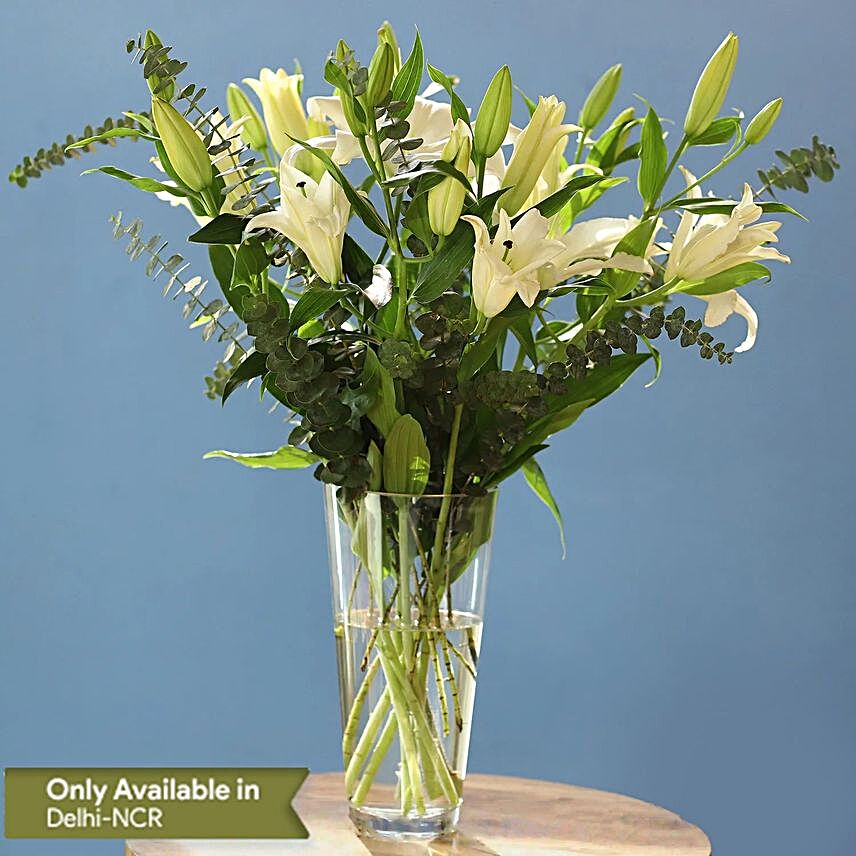 flower for anniversary:Flower Arrangement In Vase