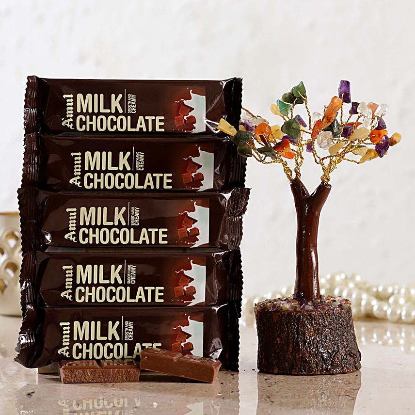 Colourful Wish Tree & Amul Milk Chocolate