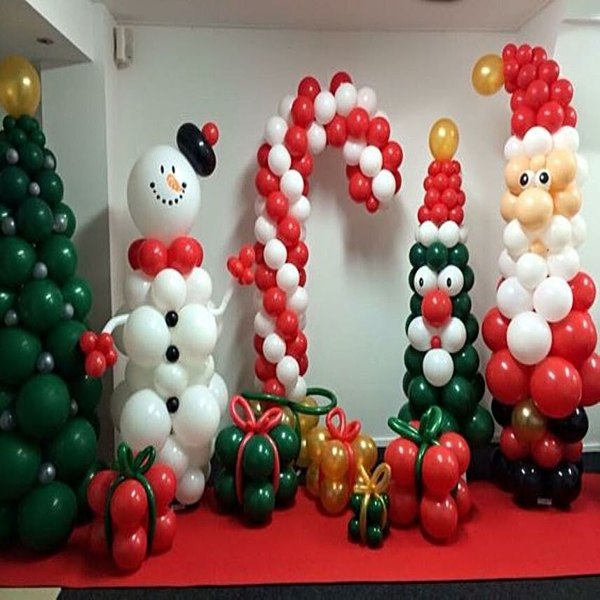 Christmas Theme Balloon Decor