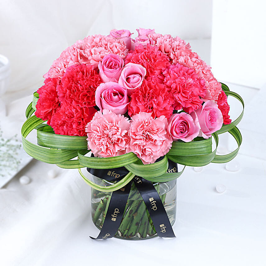 Beautiful Types of Flower Arrangements For Various Occasions - Ferns N  Petals