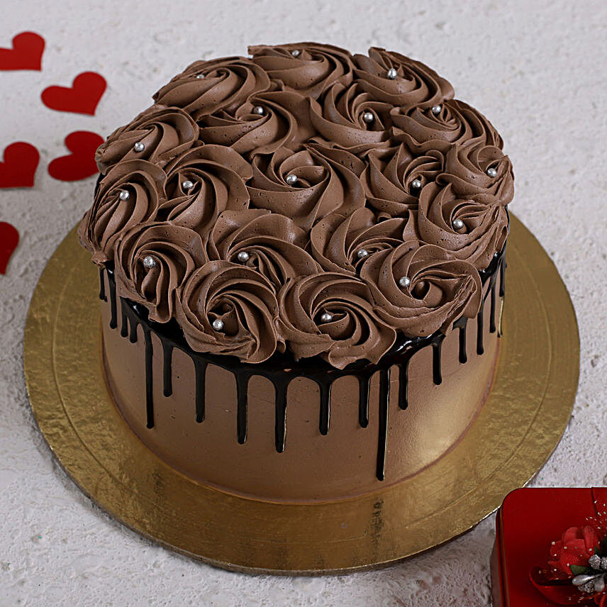 Choco Rose Delight Designer Cake:Artistic Designer Cakes
