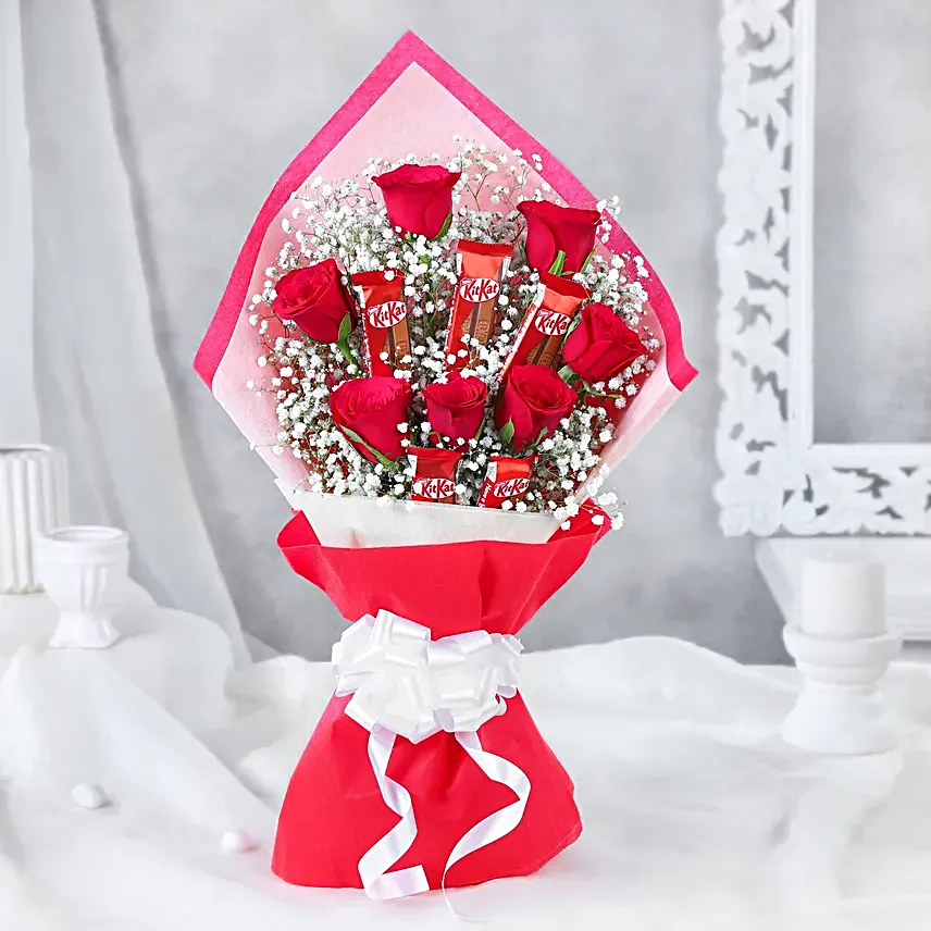 Red Roses Bunch With Nestle Kitkat Chocolates