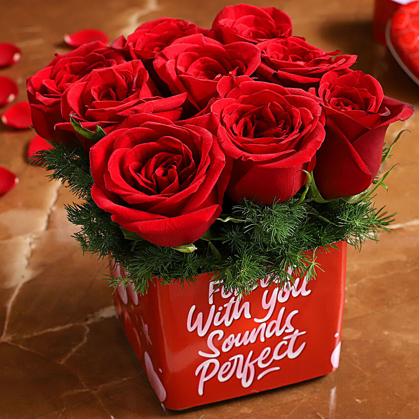 exotic roses arrangement for valentine:Kiss Day Flowers