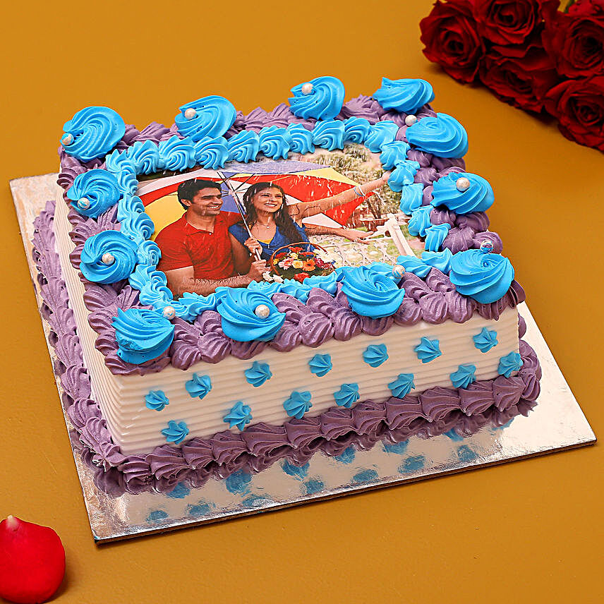 Couple Love Photo Cream Cake:Photo Cakes to Kolkata