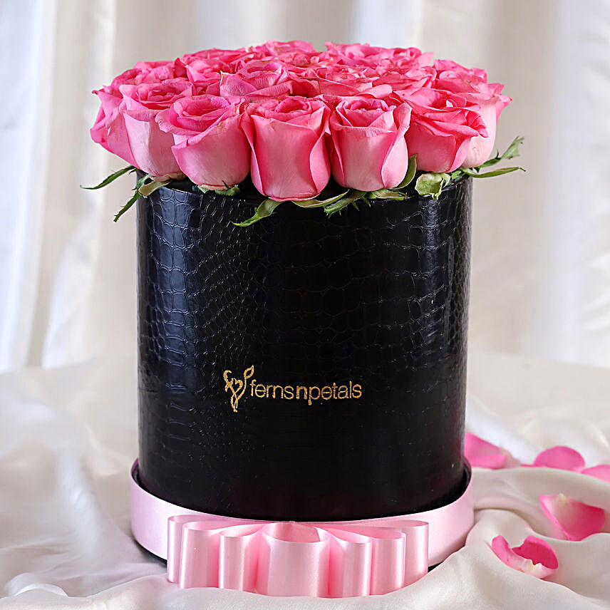 Luxury Roses FNP Style Arrangement For Mom:Flowers In box