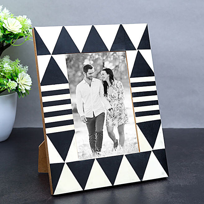Buy/Send Black & White Rectangular Photo Frame Online- FNP