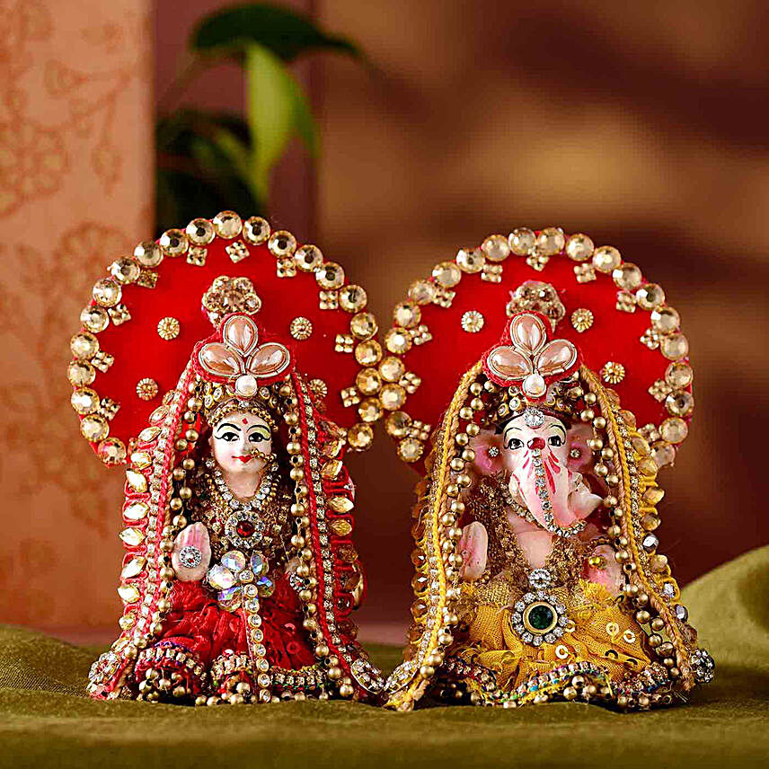 Divine Lakshmi Ganesha Idol Set:Ganesh and Lakshmi Idols