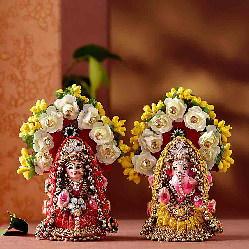 Sacred Lakshmi Ganesha Idol Set:Ganesh and Lakshmi Idols