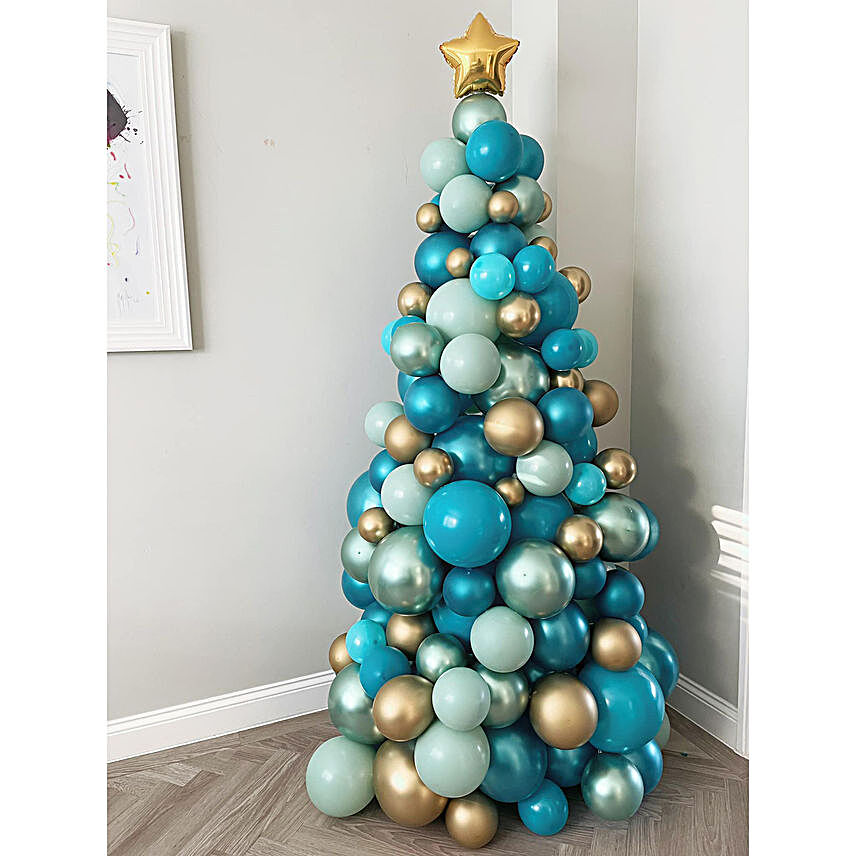 Christmas Celebration Balloon Arrangement:Christmas Tree