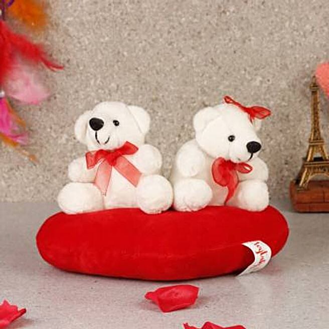 Buy/Send soft toy gift set 1 Online FNP
