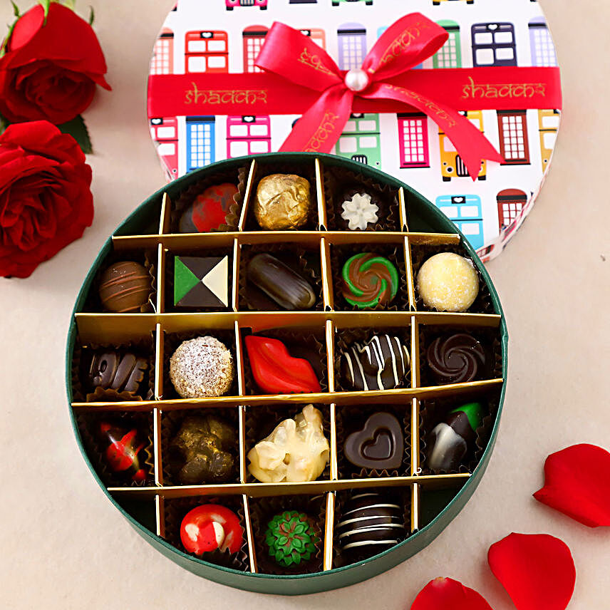 Trendy Chococlate Round Box:Birthday Gifts for Husband