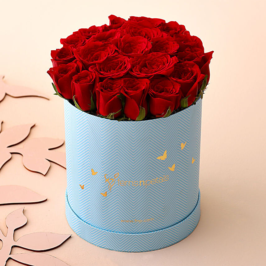 Full Of Love Red Roses Box:Premium Flowers