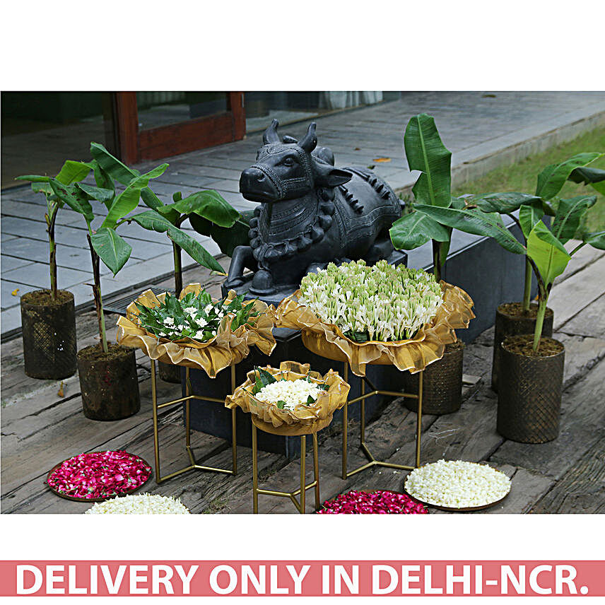 Calm Roses and Mogra Arrangement:Diwali Gifts With Midnight Delivery