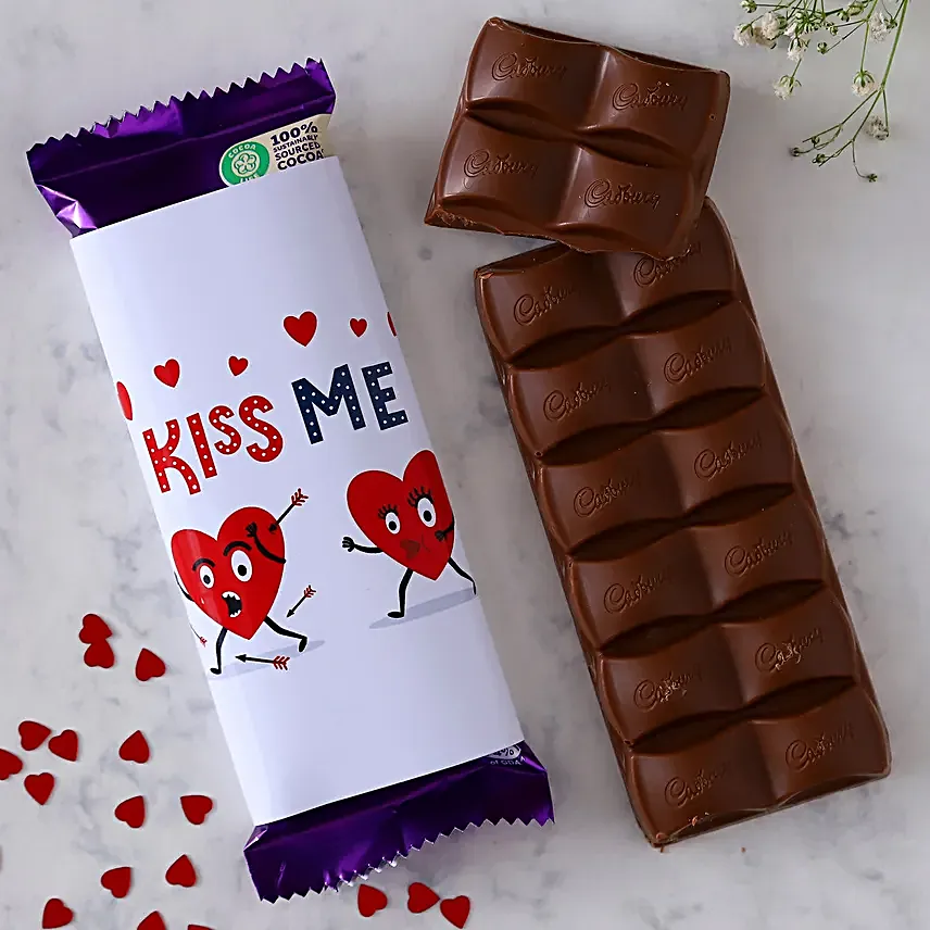 Kiss shop me chocolate