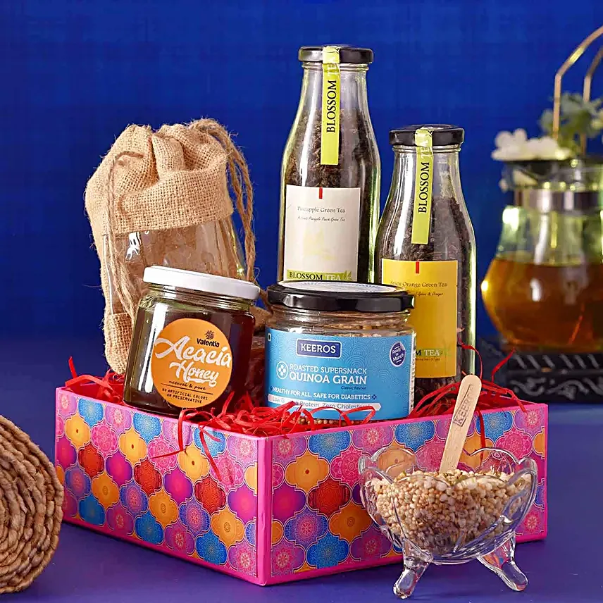 Assorted Healthy Treats Hamper:Gifts for Fitness-freaks