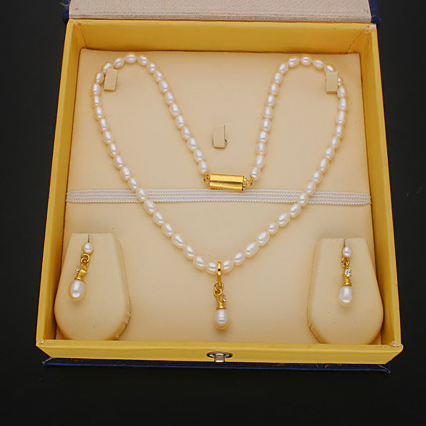 Sri Jagdamba Pearls Drop Necklace Set:Premium Gifts for Anniversary
