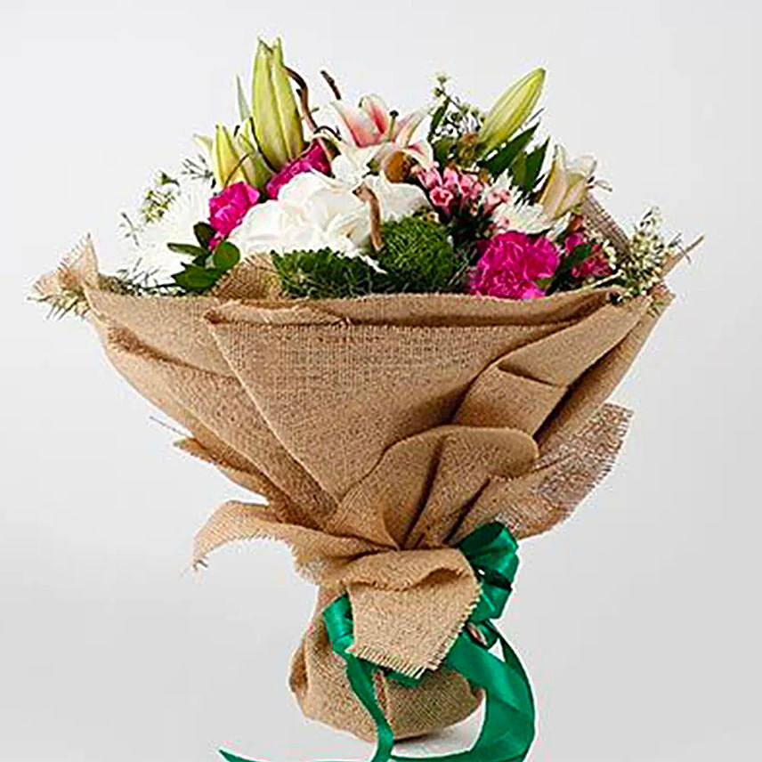 mix flowers bouquet online:Lilies for Anniversary
