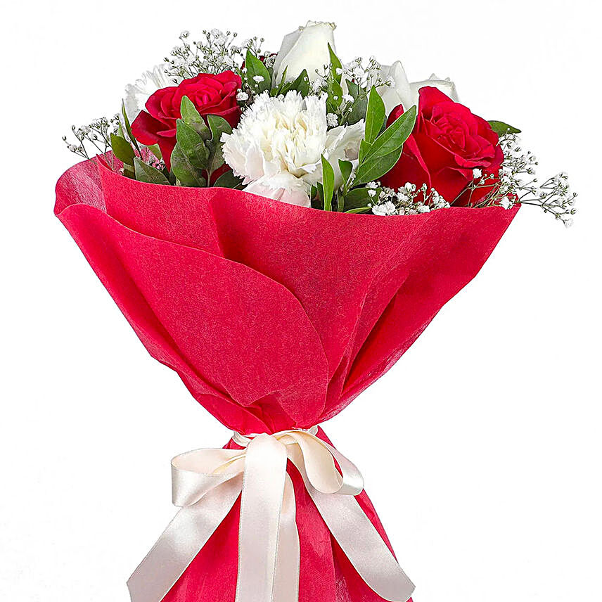Red and White Flower Bouquet:Mixed Flowers