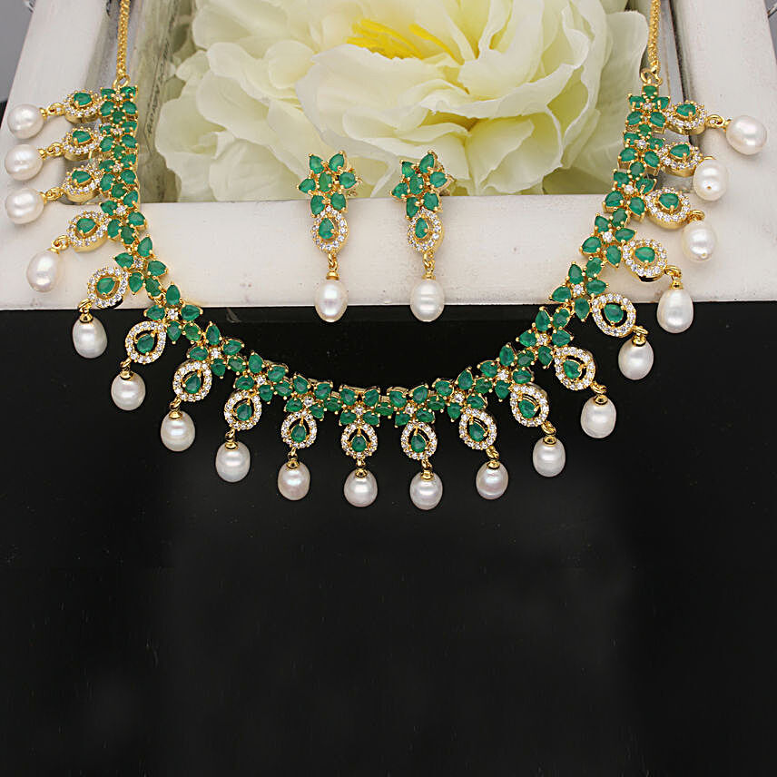 Sri Jagdamba Pearls Beautiful Necklace Set:Gifts to Howrah