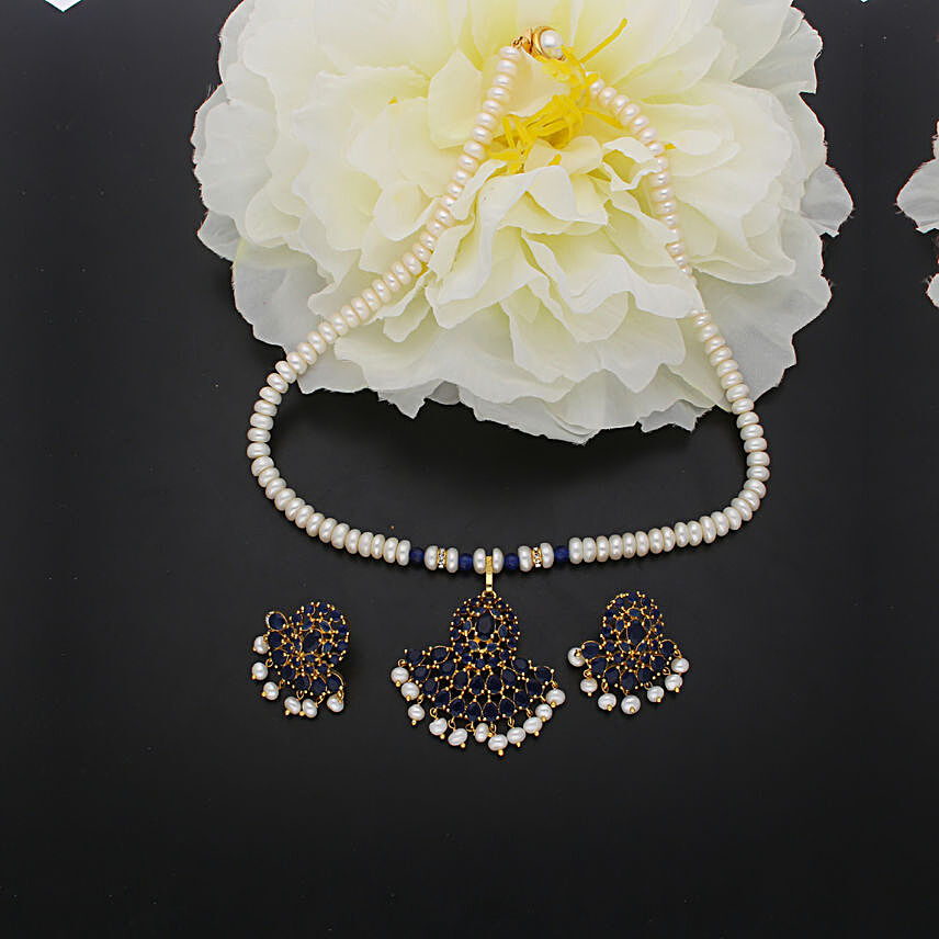 Sri Jagdamba Pearls Glorious Necklace Set