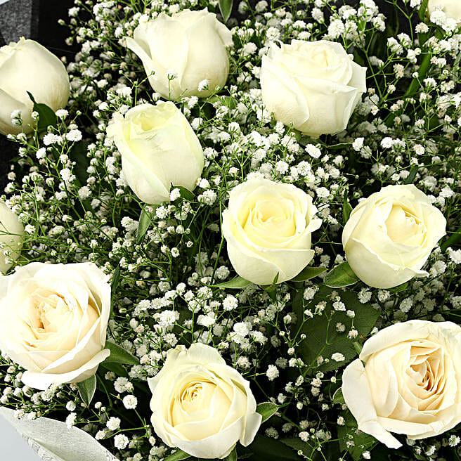 Spectacular White Roses Beautiful Bunch Of White Roses