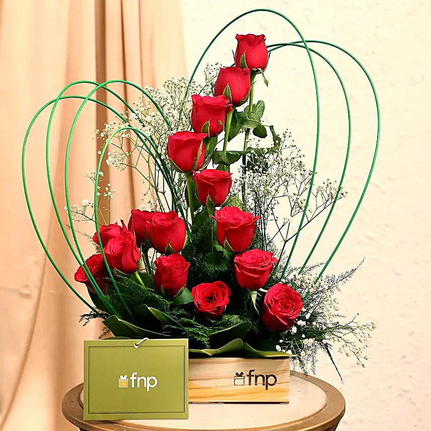 Classic Aura Red Roses Arrangement:Magnificent Rose Bouquets