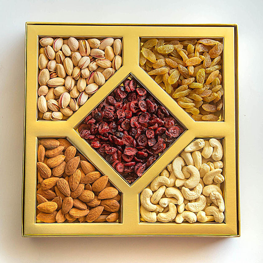 Kesar Assorted Dryfruits and Dried Cranberry Box