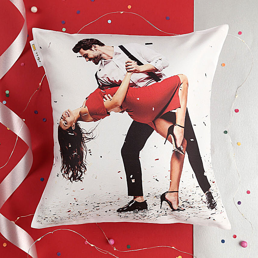Personalized Picture Cushion:Mumbai anniversary gifts