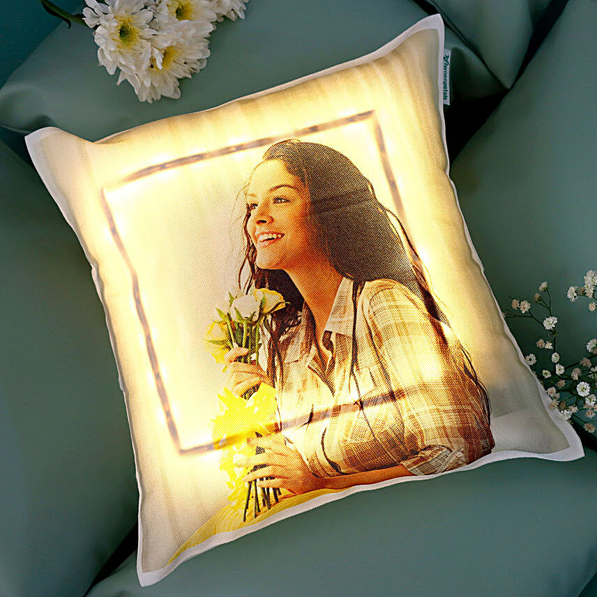 Photo Cushions Online:Send Personalised Led Cushions
