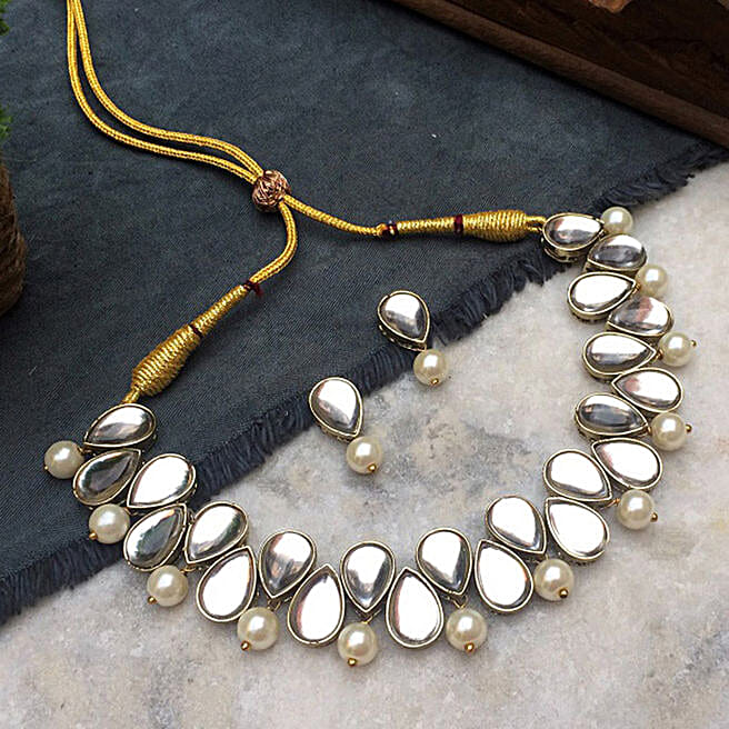 Kundan And Pearl Payal